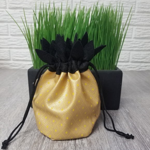 Handbags - Pineapple drawstring bag